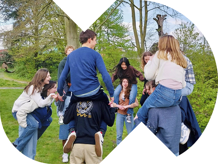 Ons opvoedingsproject: leerlingen in actie op leefsleuteldagen.